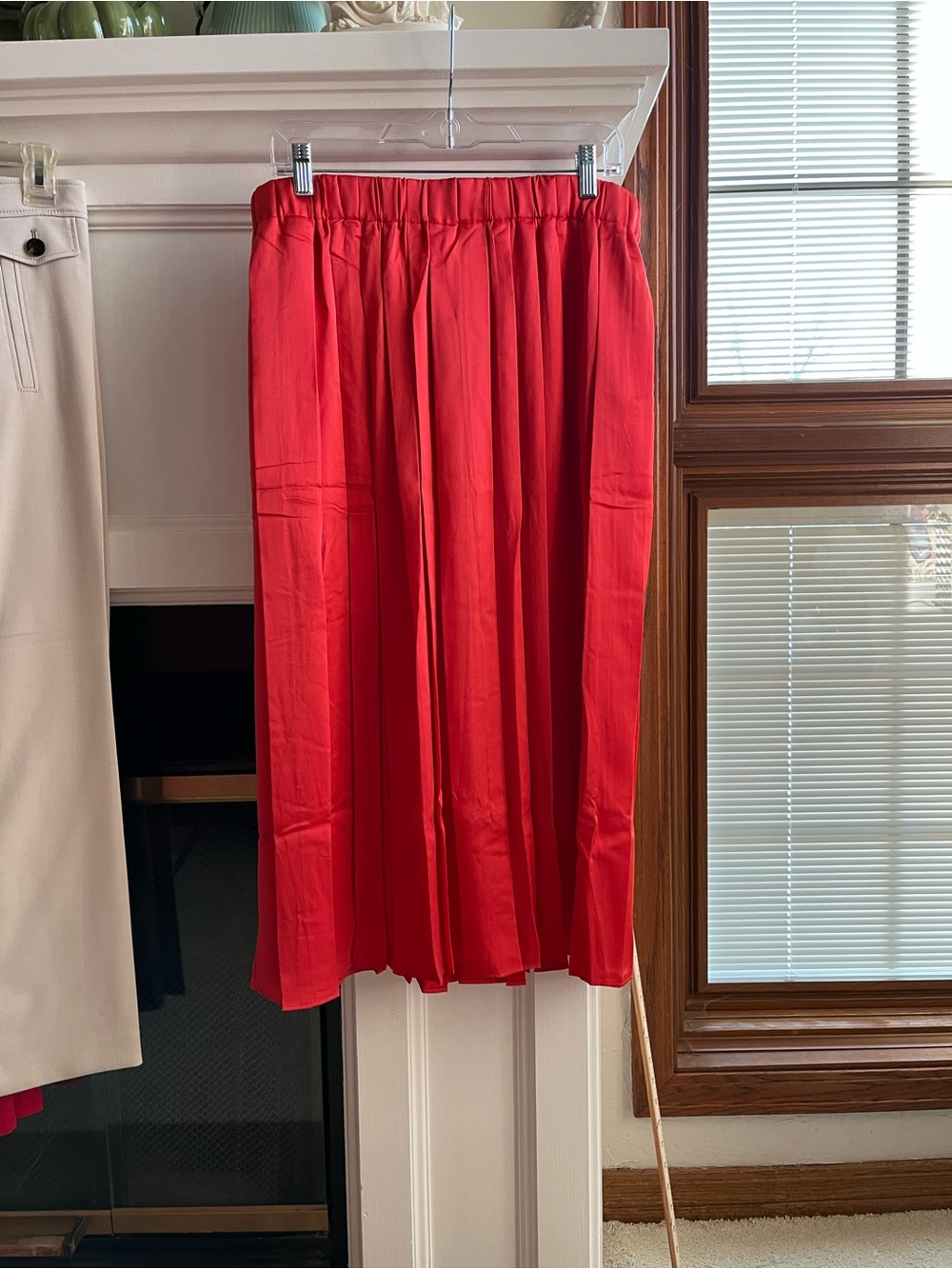 Ann Taylor Fiery Sunset Red Orange Satin Pleated Midi Skirt